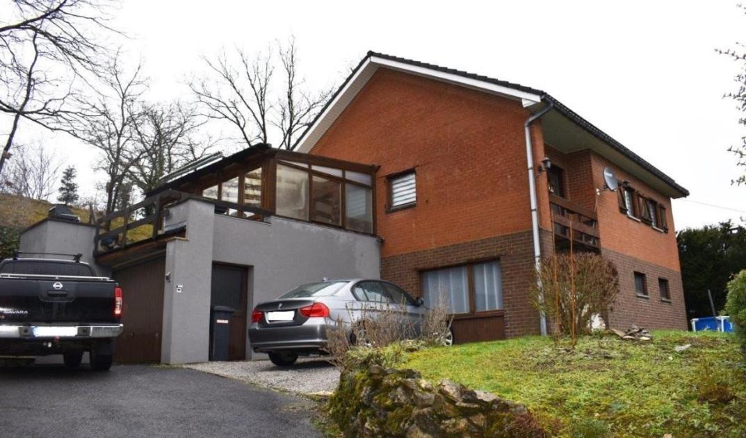Vila Les Cinq Francais Nismes Exteriér fotografie